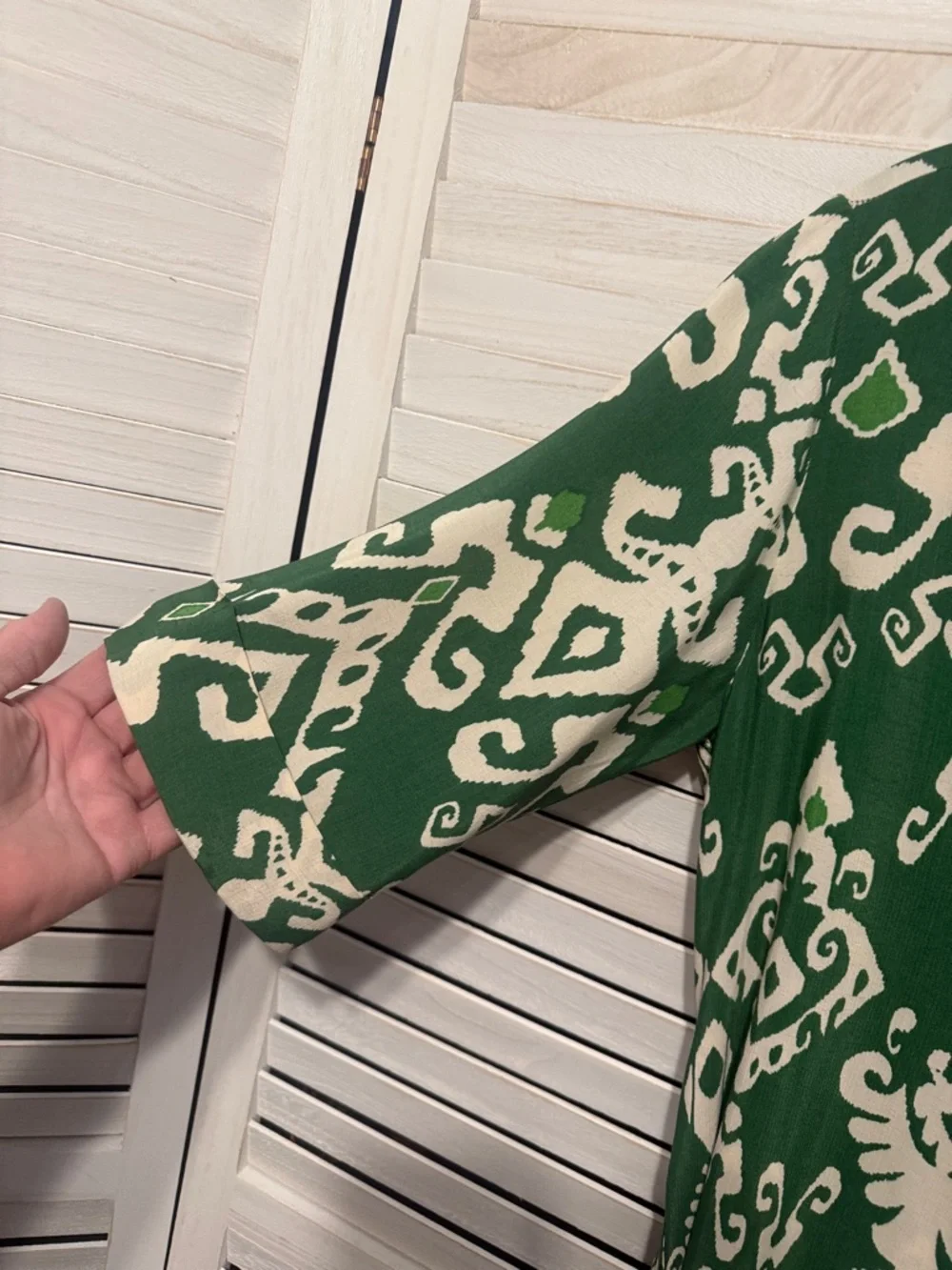 Zara Green and Cream Printed Midi Wrap Dress - Picture 4 of 8